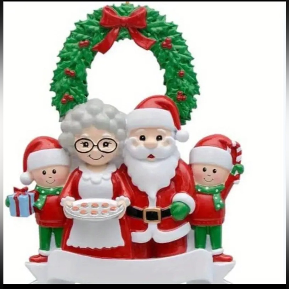 Custom 2D Santa & Mrs. Claus Family Ornament